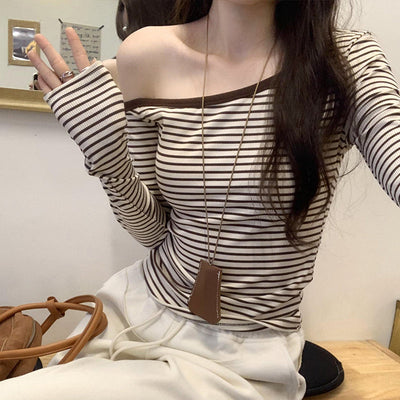 Gwen | Elegant Off-the-Shoulder Striped Top