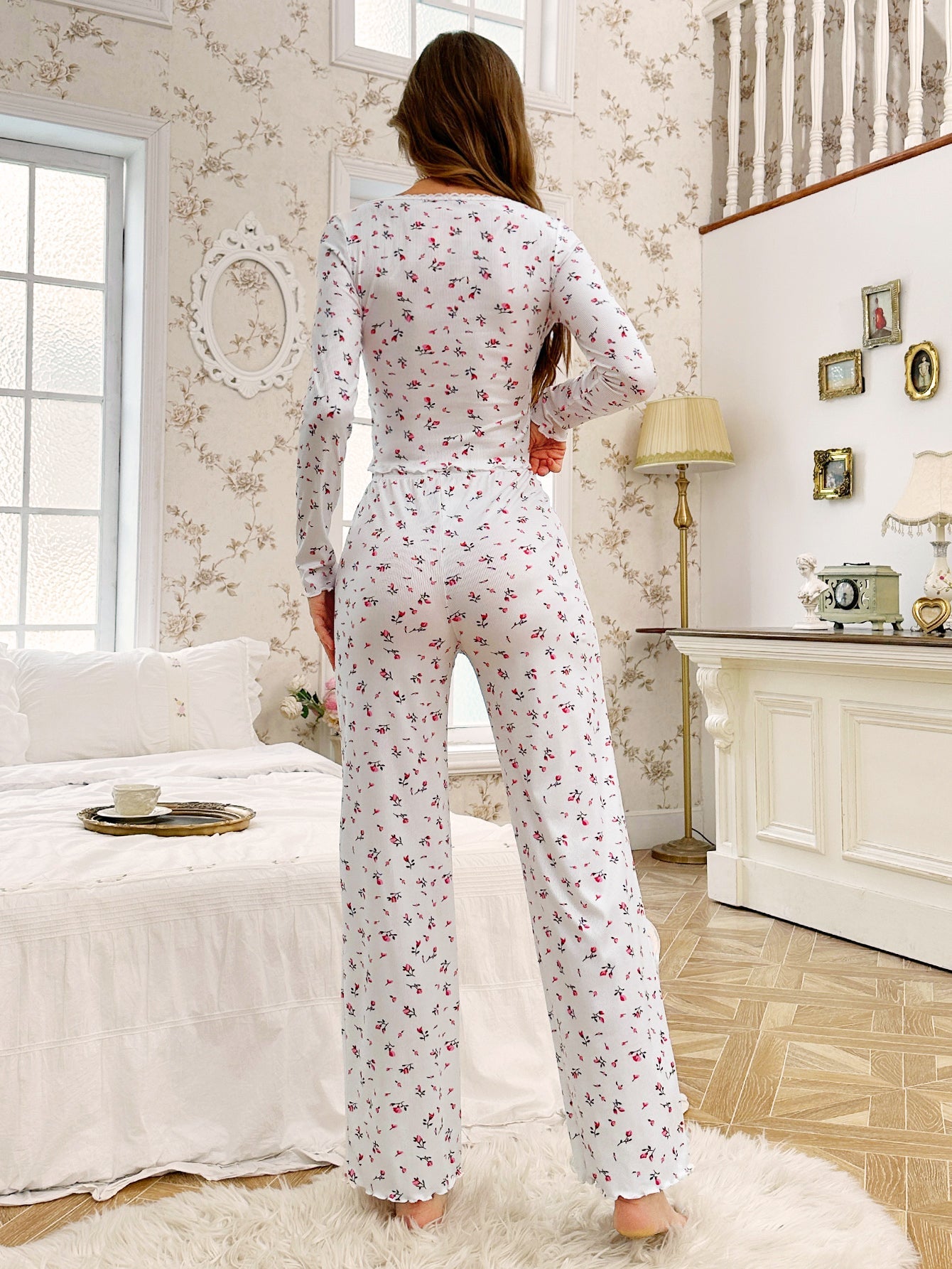 Hattie | Elegant Floral Print Pyjama Set