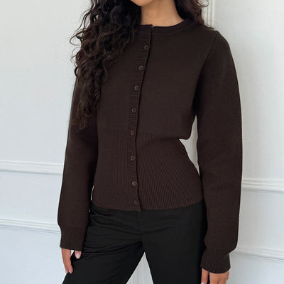 Hilde | Elegant Ribbed Cardigan with a Fitted Fit