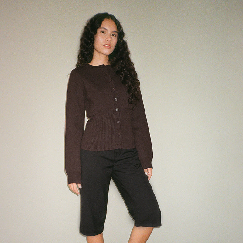 Hilde | Elegant Ribbed Cardigan with a Fitted Fit