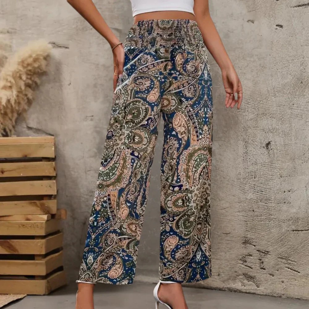Airy trousers with paisley print – Elastic waistband and straight legs