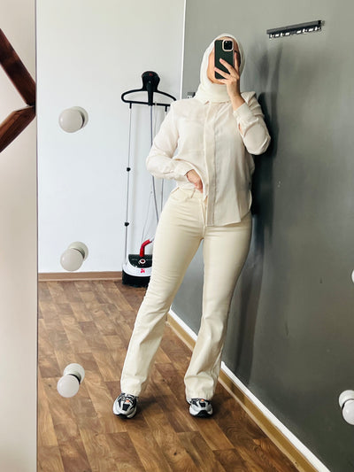 Cyra Flare Jeans | Elegantie en Comfort in Eén