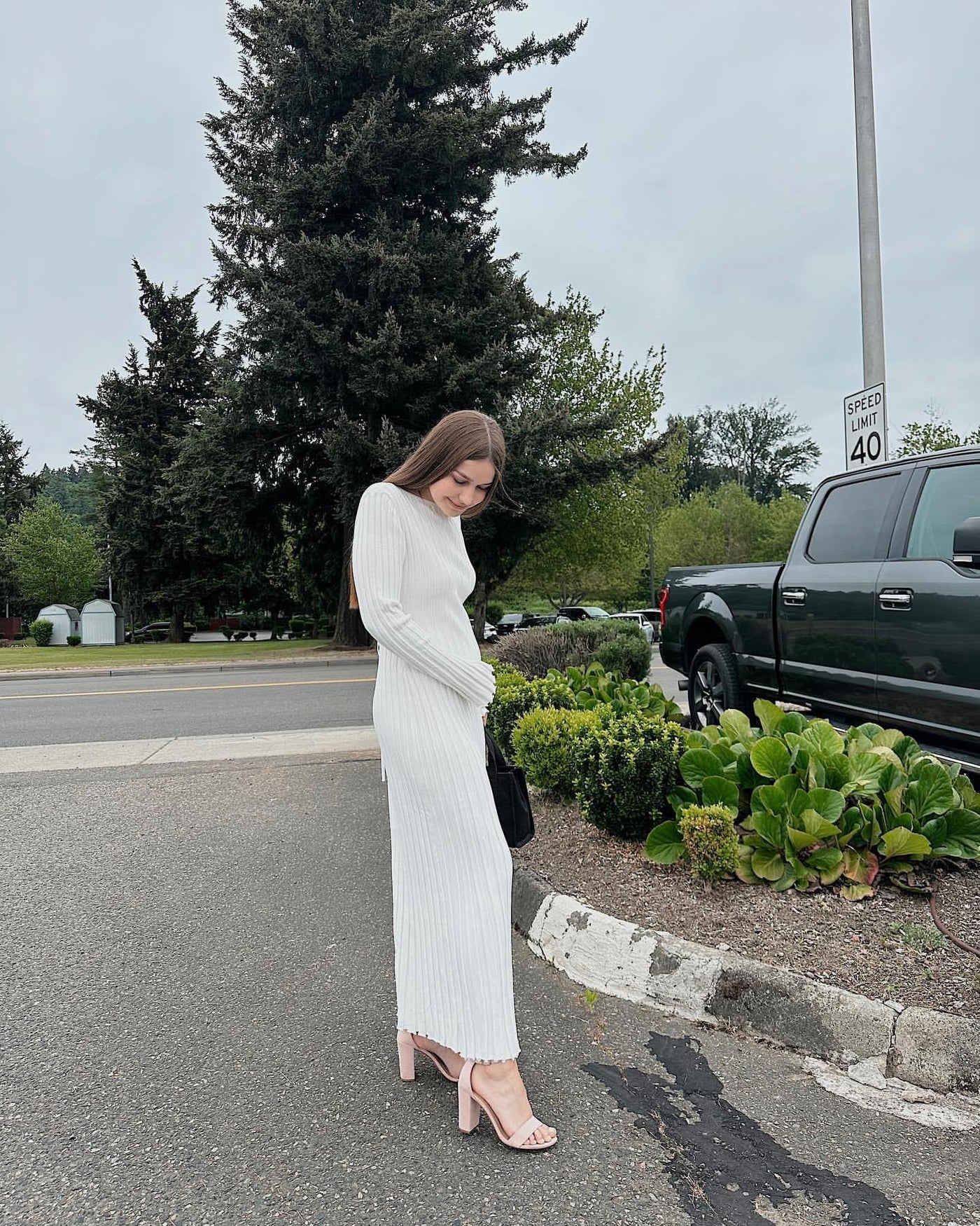 Isabel | Elegante Gebreide Maxi Jurk met Strikdetail