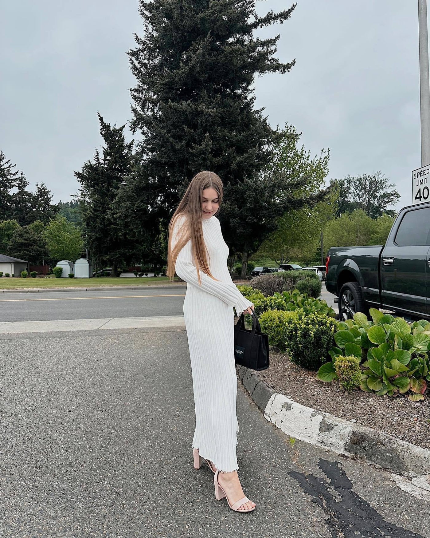 Isabel | Elegante Gebreide Maxi Jurk met Strikdetail