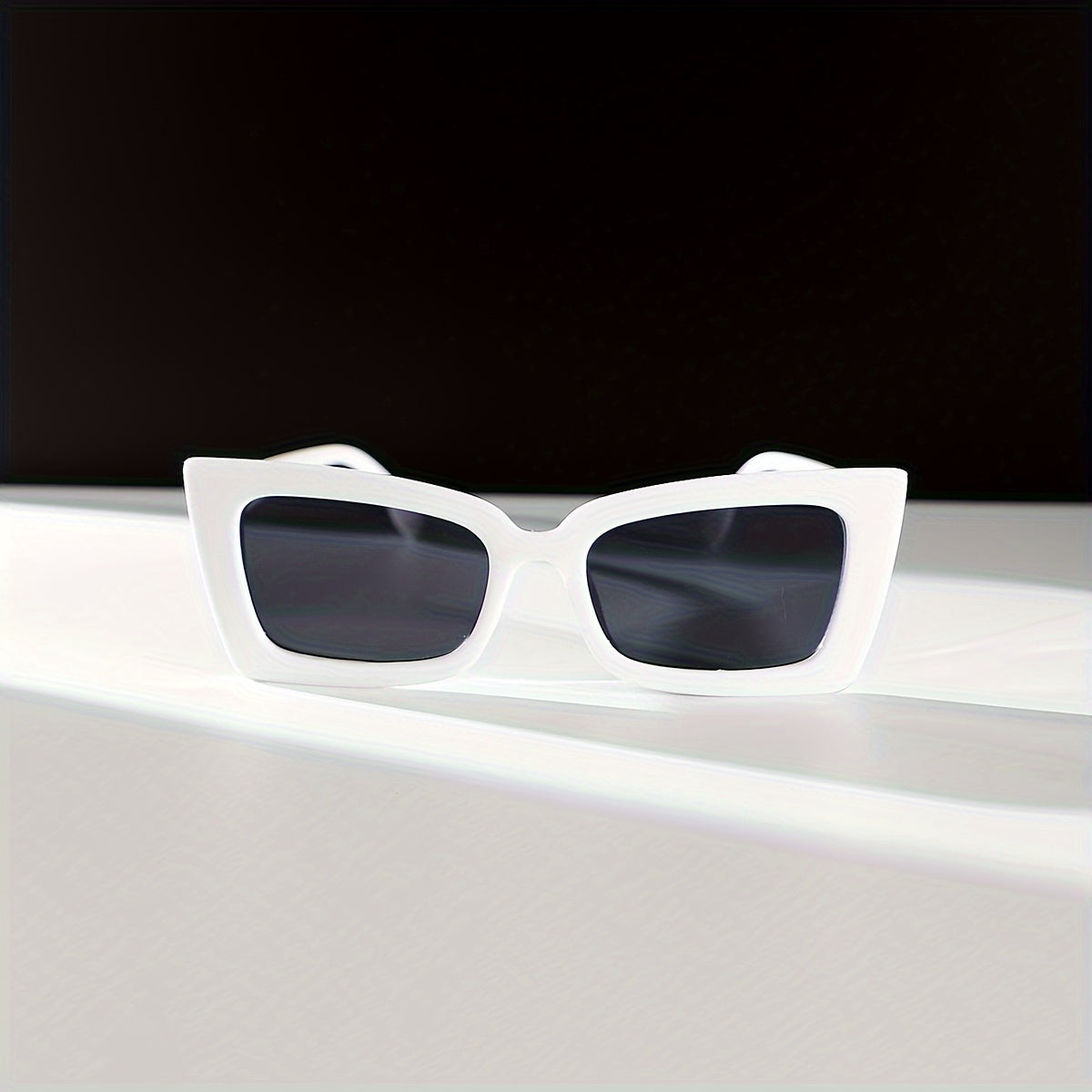 Isabella | Oversized Square Sunglasses for Stylish Women