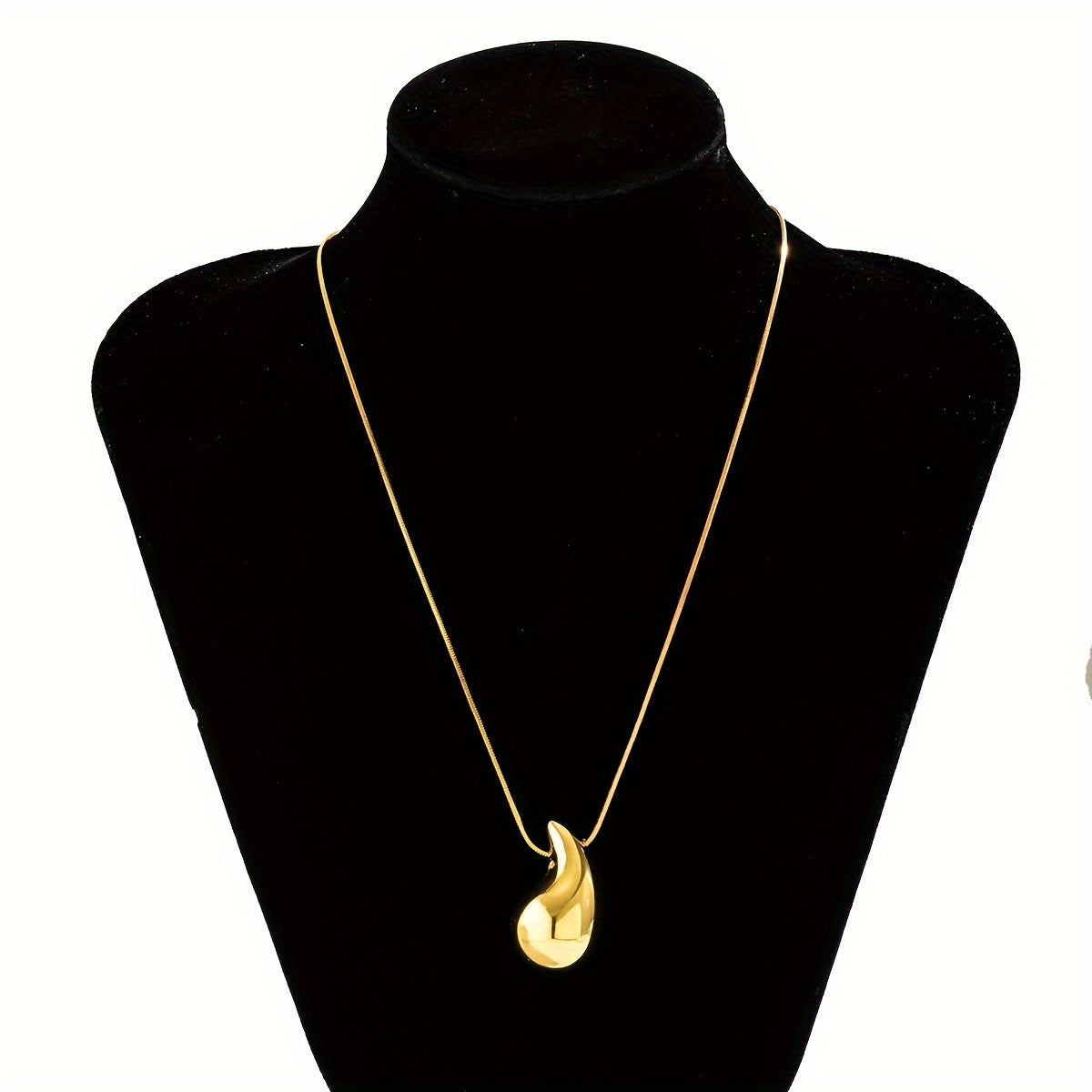 Isabelle | Stylish Water Drop Pendant Necklace