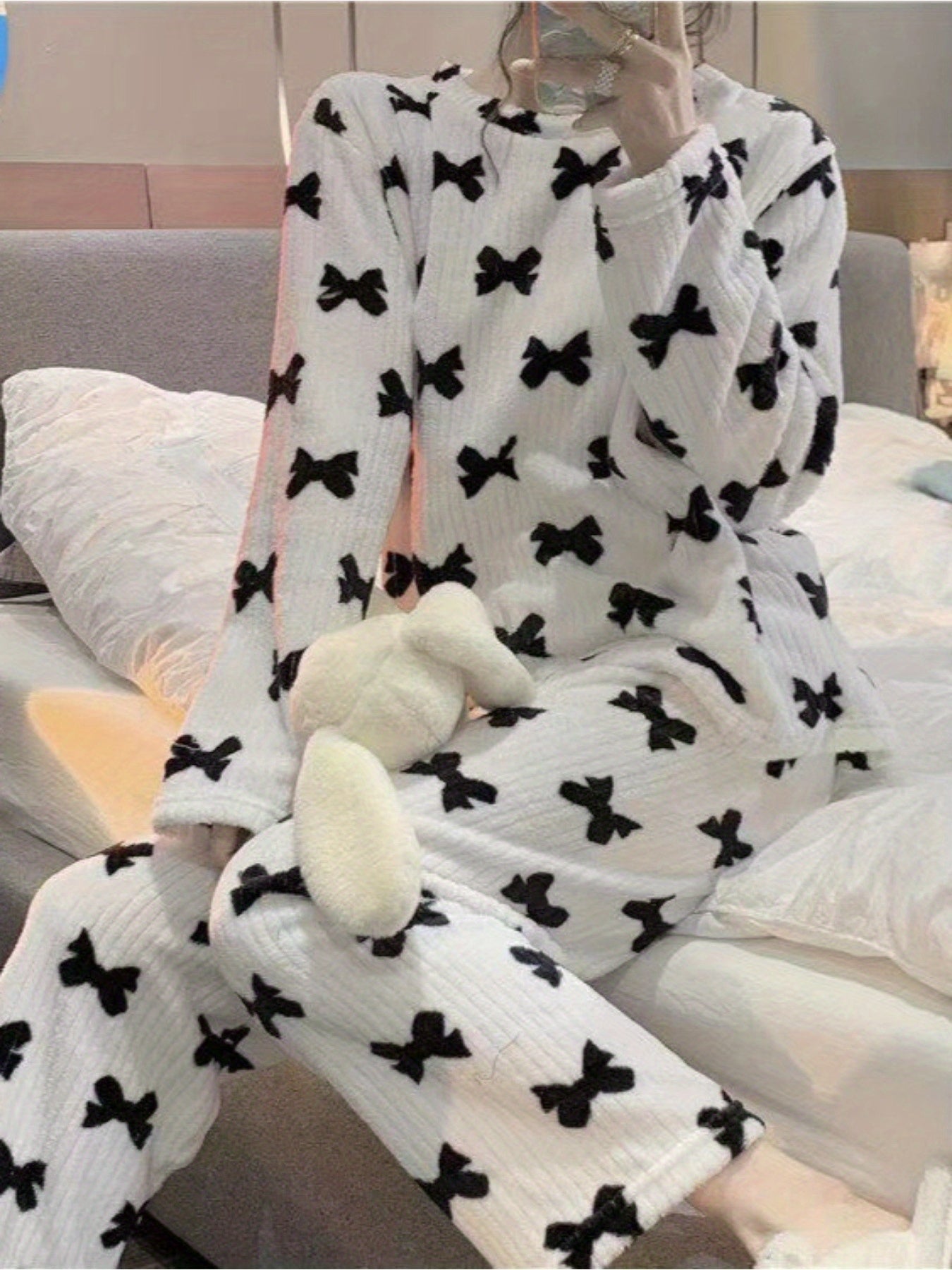 Jacqueline | Cozy Fleece Pyjama Set with Bow Print 