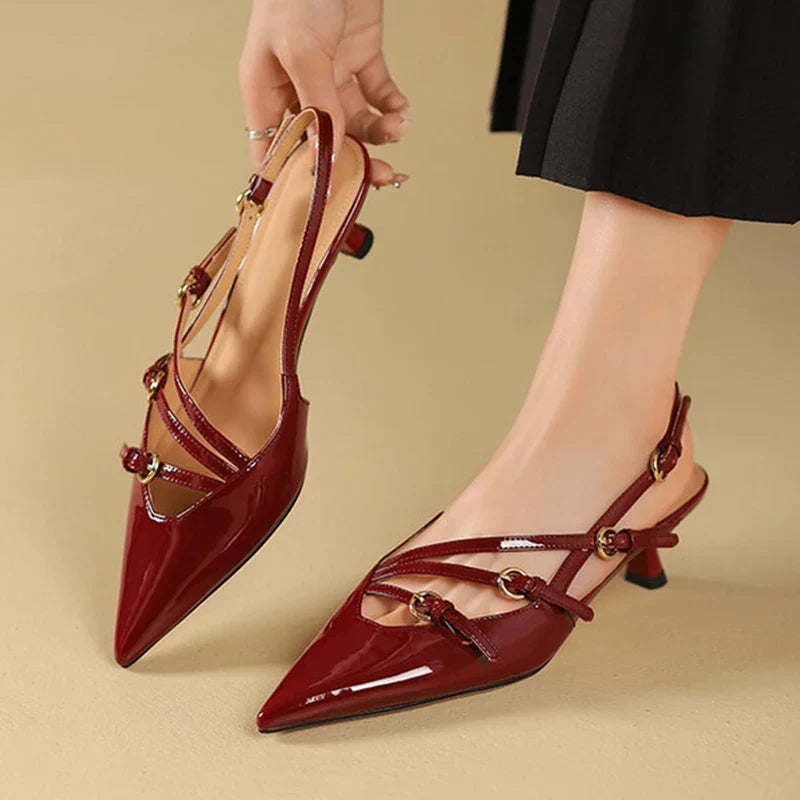 Jamila - Retro Leather Sandals with Heel and Buckle