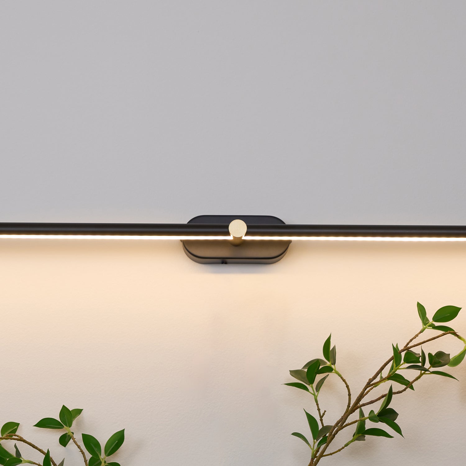 Andora – Linear Wall Lamp For Mirror Lighting