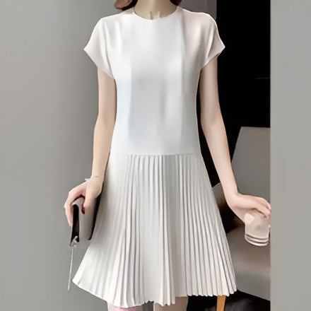 Katherine | Elegante Geplooide Jurk met Korte Mouwen
