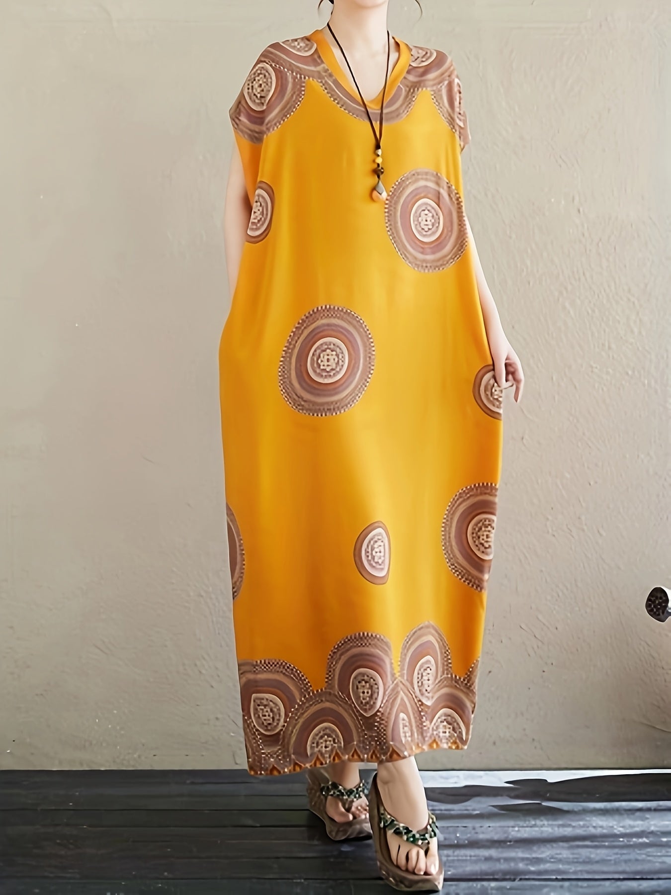 Kelly | Bohemian Maxi Jurk met Etnische Print en Zijdelingse Pockets