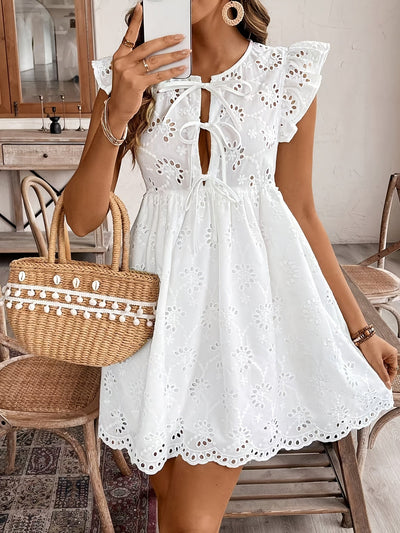 Kennedy | Elegante Broderie Jurk met Charmante Details