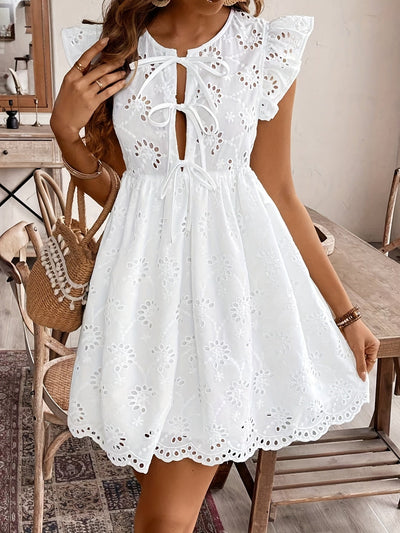 Kennedy | Elegante Broderie Jurk met Charmante Details