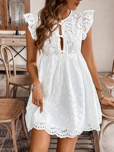 Kennedy | Elegante Broderie Jurk met Charmante Details