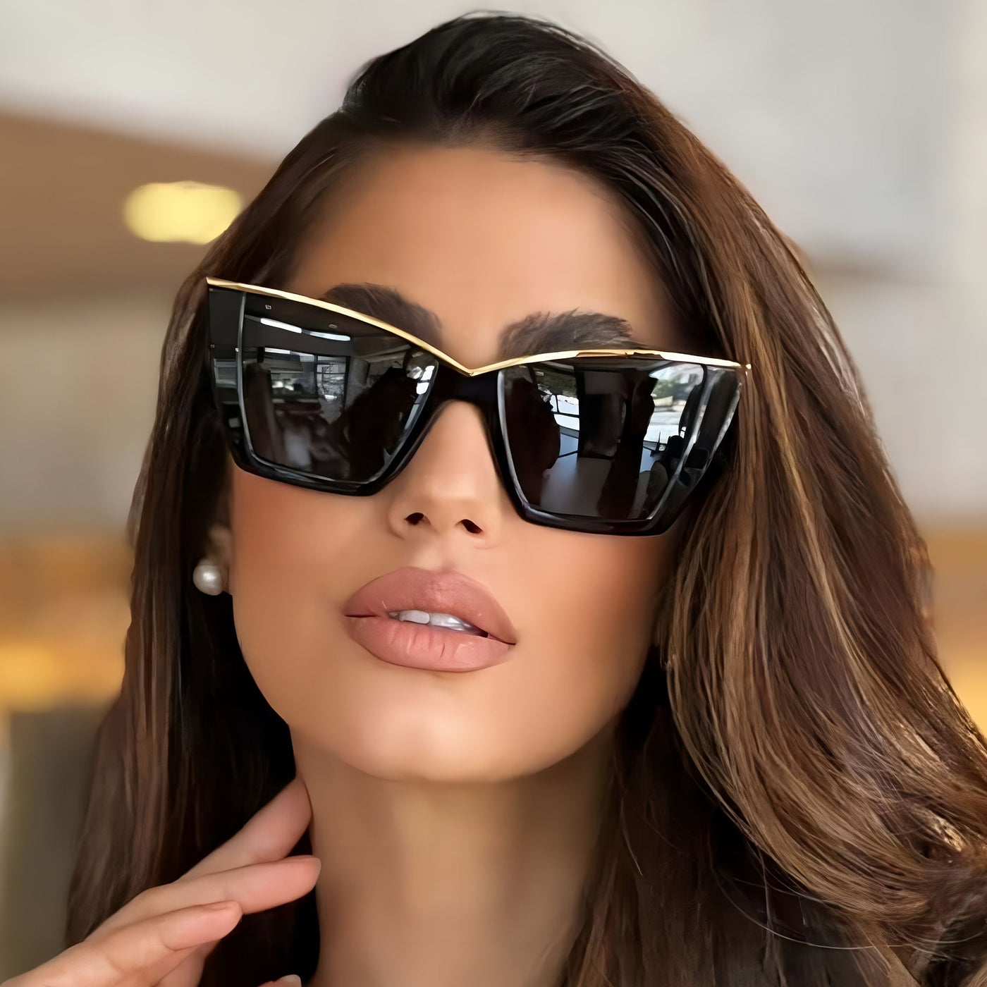 Kylie | Elegant Cat-Eye Sunglasses with Gold Accent 