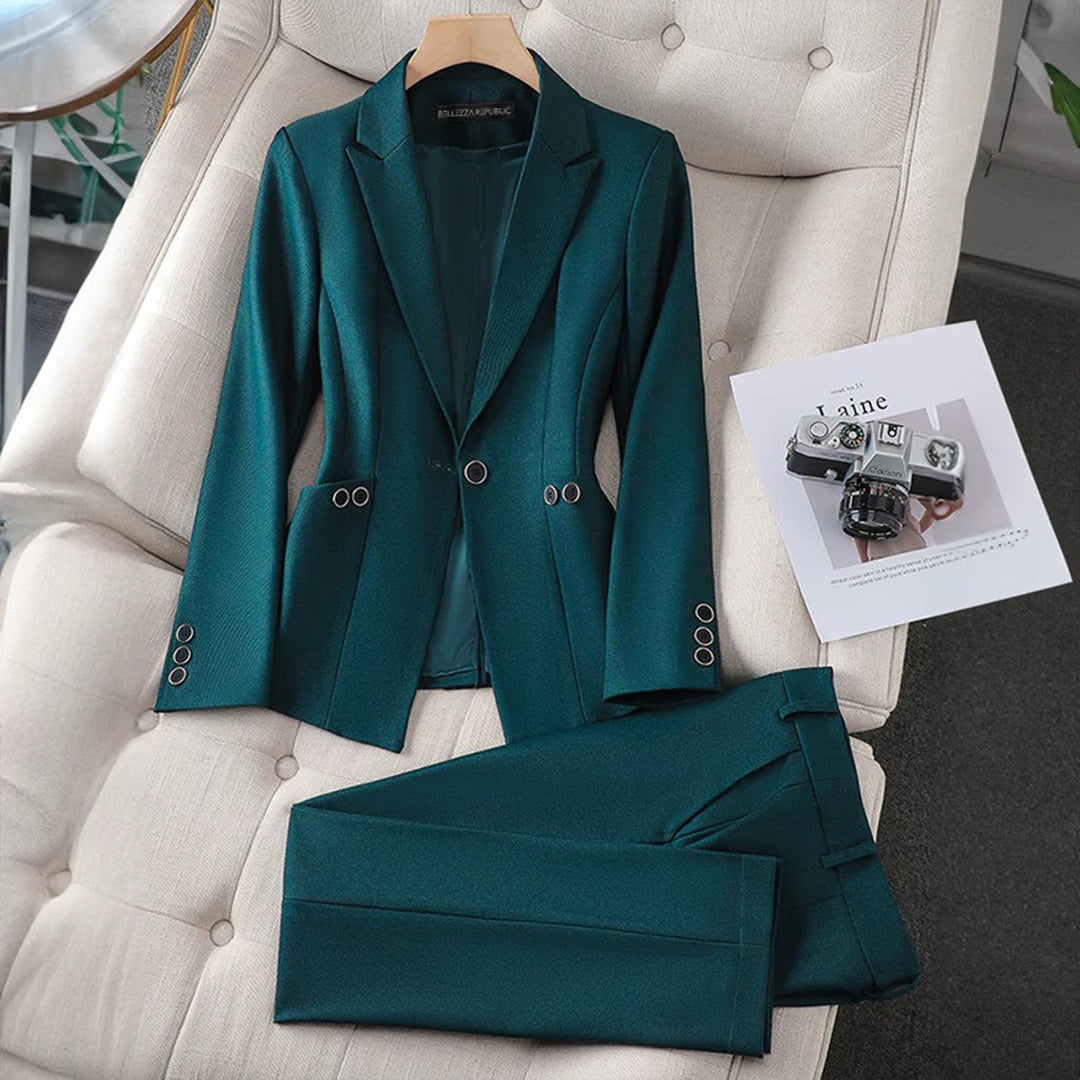 LAURA - Elegant blazer and trouser set