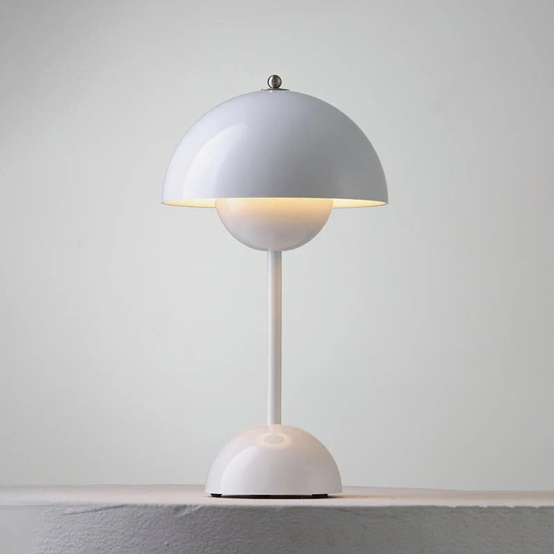 Dilvane – Cordless LED Dome Table Lamp
