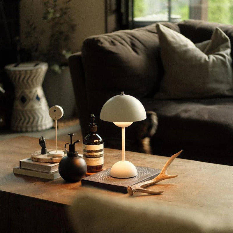 Dilvane – Cordless LED Dome Table Lamp