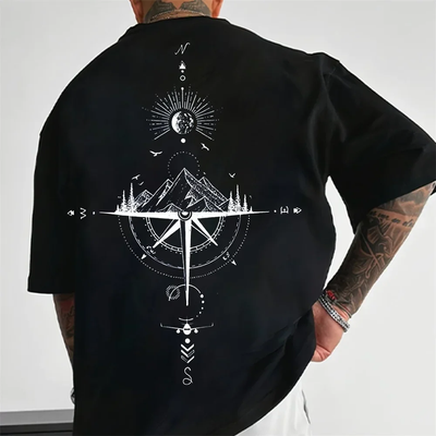 T-shirt met grafische rugprint – Outdoor Kompasdesign