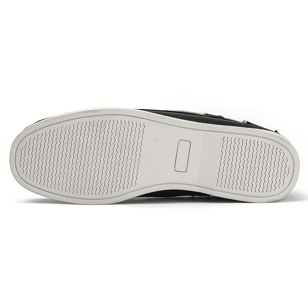 Men's Slip-On Shoe – Nautical Look with Stylish Details