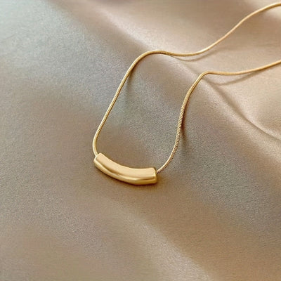 Marit | Minimalistische Geometrische Ketting met Moderne Uitstraling
