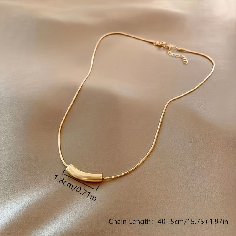 Marit | Minimalistische Geometrische Ketting met Moderne Uitstraling