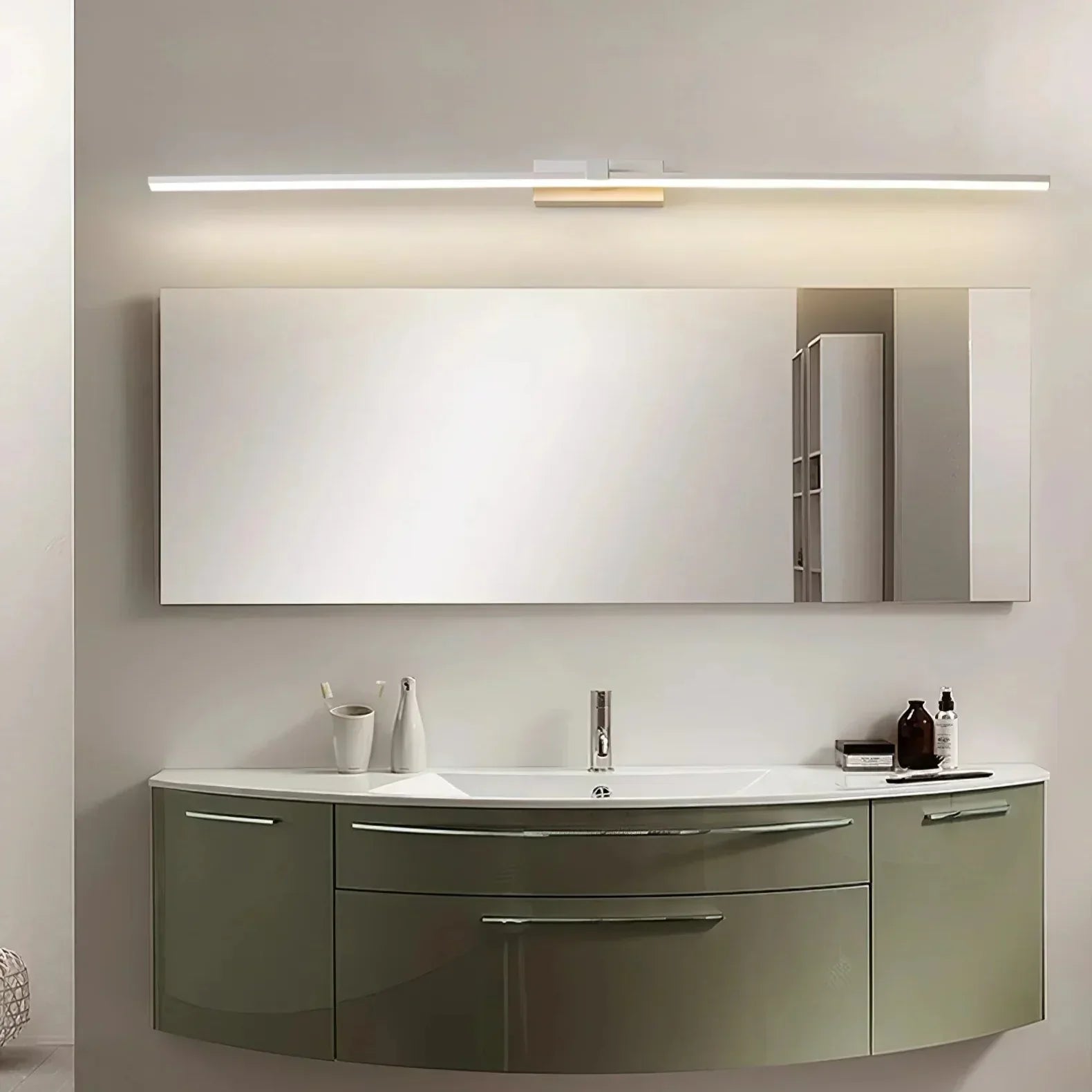 Luminara – Linear Mirror Light for Vanity