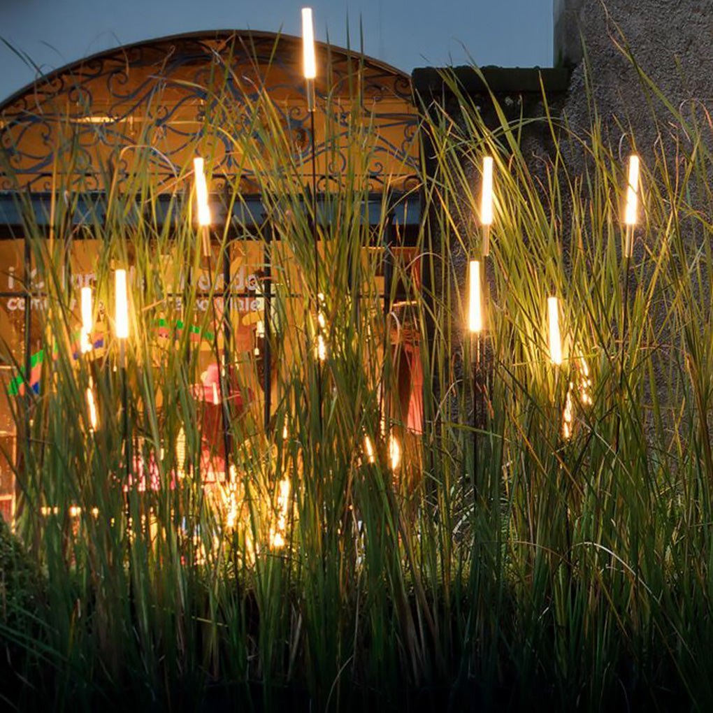 Solvique – Modern Cylindrical Solar LED Garden Stake Light