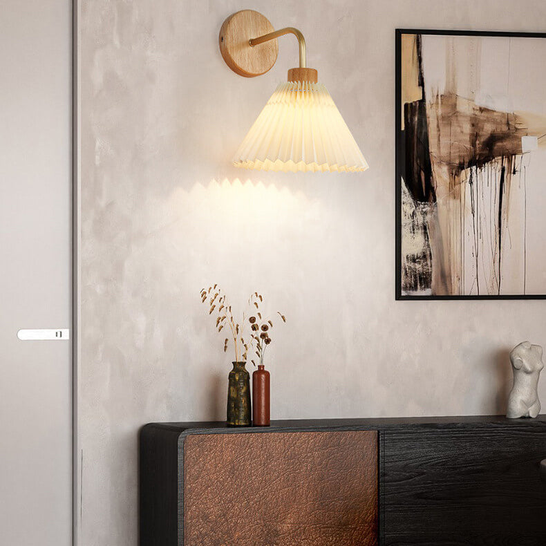Dermora – Modern Minimalist Pleated Cone Wall Sconce 1 Light