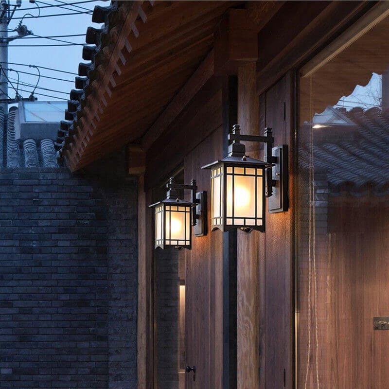 Solvéra – Modern Solar LED Wall Sconce Lamp