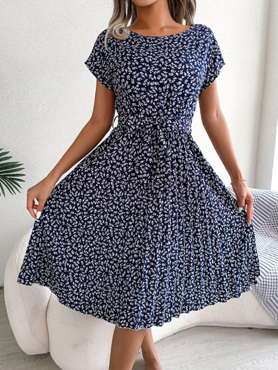 Nancy | Elegante Bloemenjurk met Plissé Rok en Ceintuur