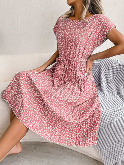 Nancy | Elegante Bloemenjurk met Plissé Rok en Ceintuur
