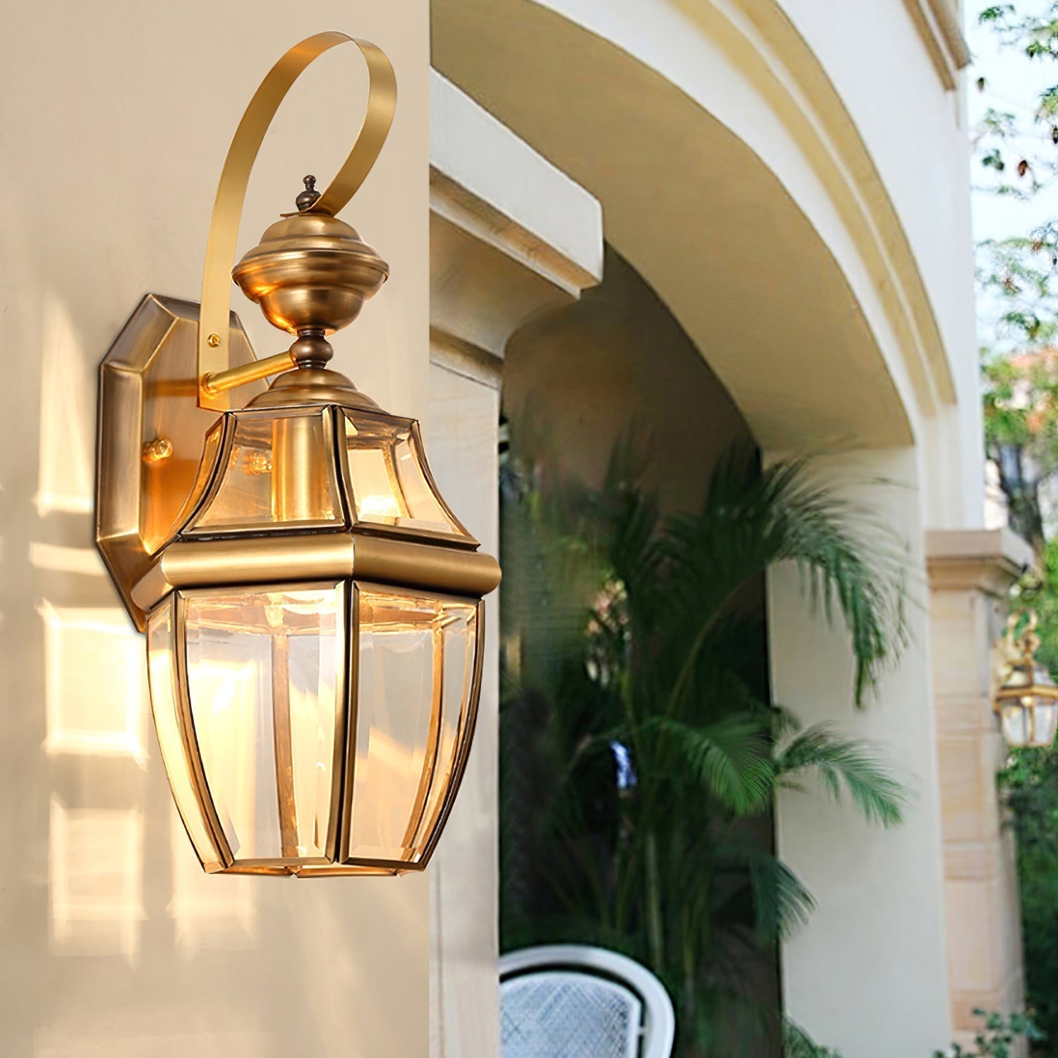 Ardelyn - Retro IP65 Waterproof Outdoor Lantern Wall Light