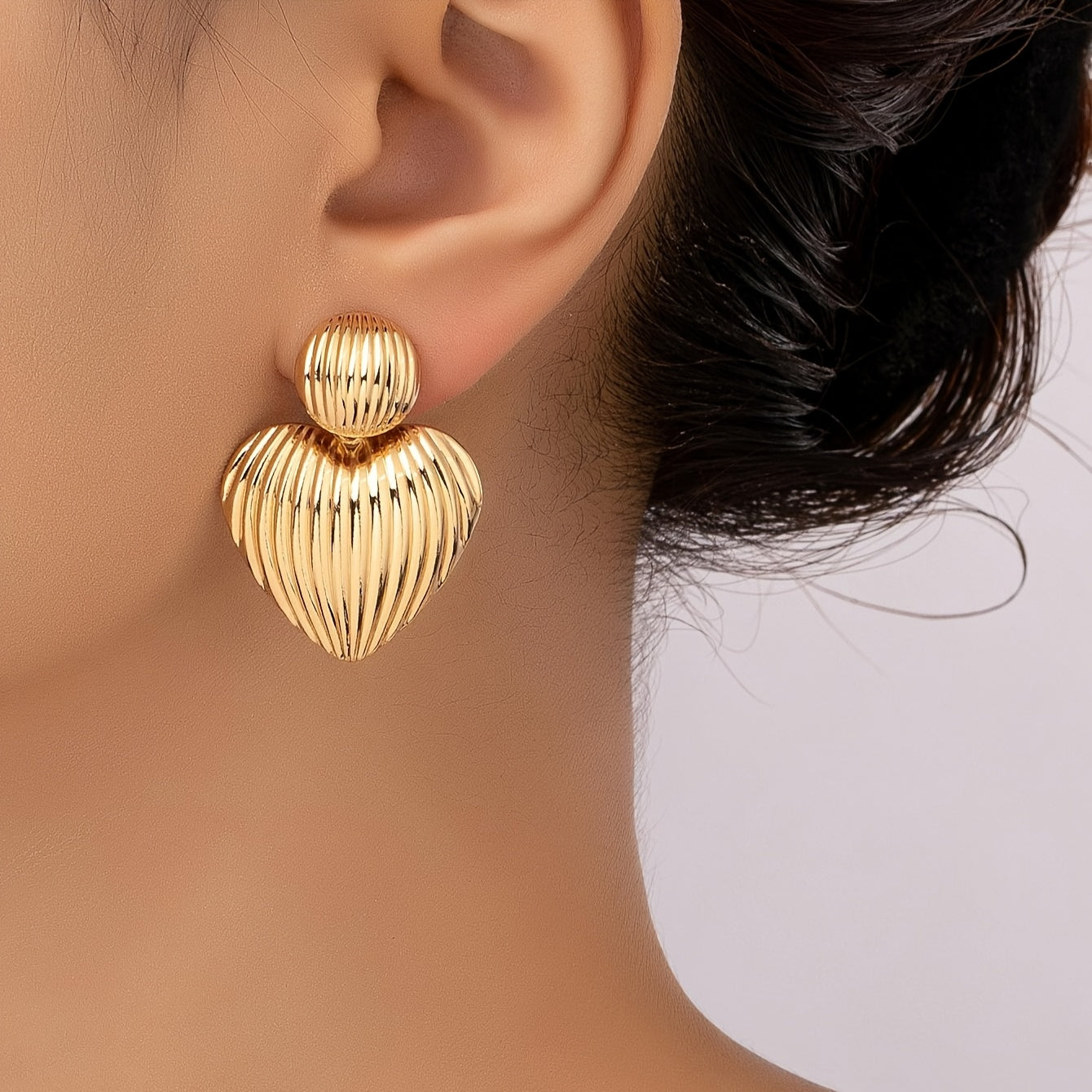 Noor | Chique Hartvormige Oorbellen met Luxe Design