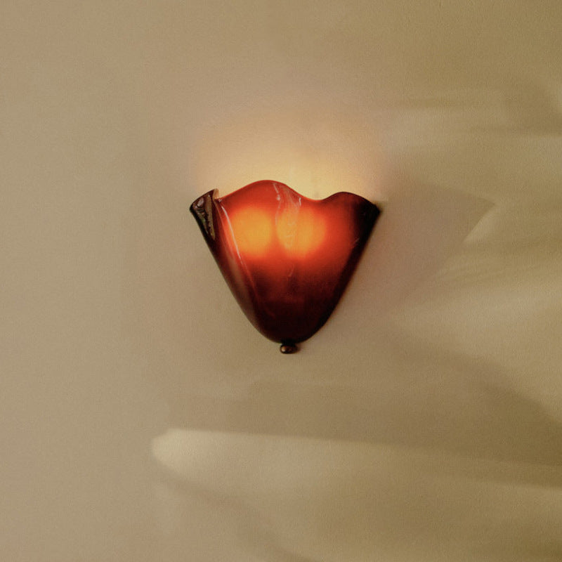 Velnmora – Retro Stained Glass Shell Wall Sconce LED 1 Light