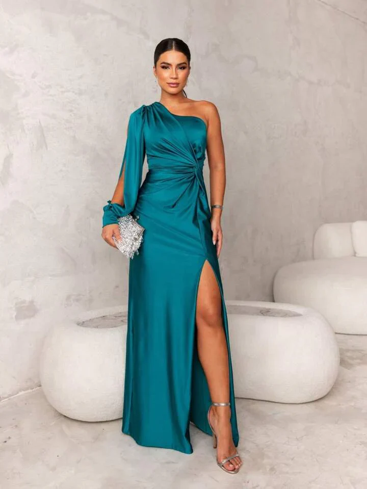 Asymmetrische avondjurk – Eénschouderdesign met split en drapering