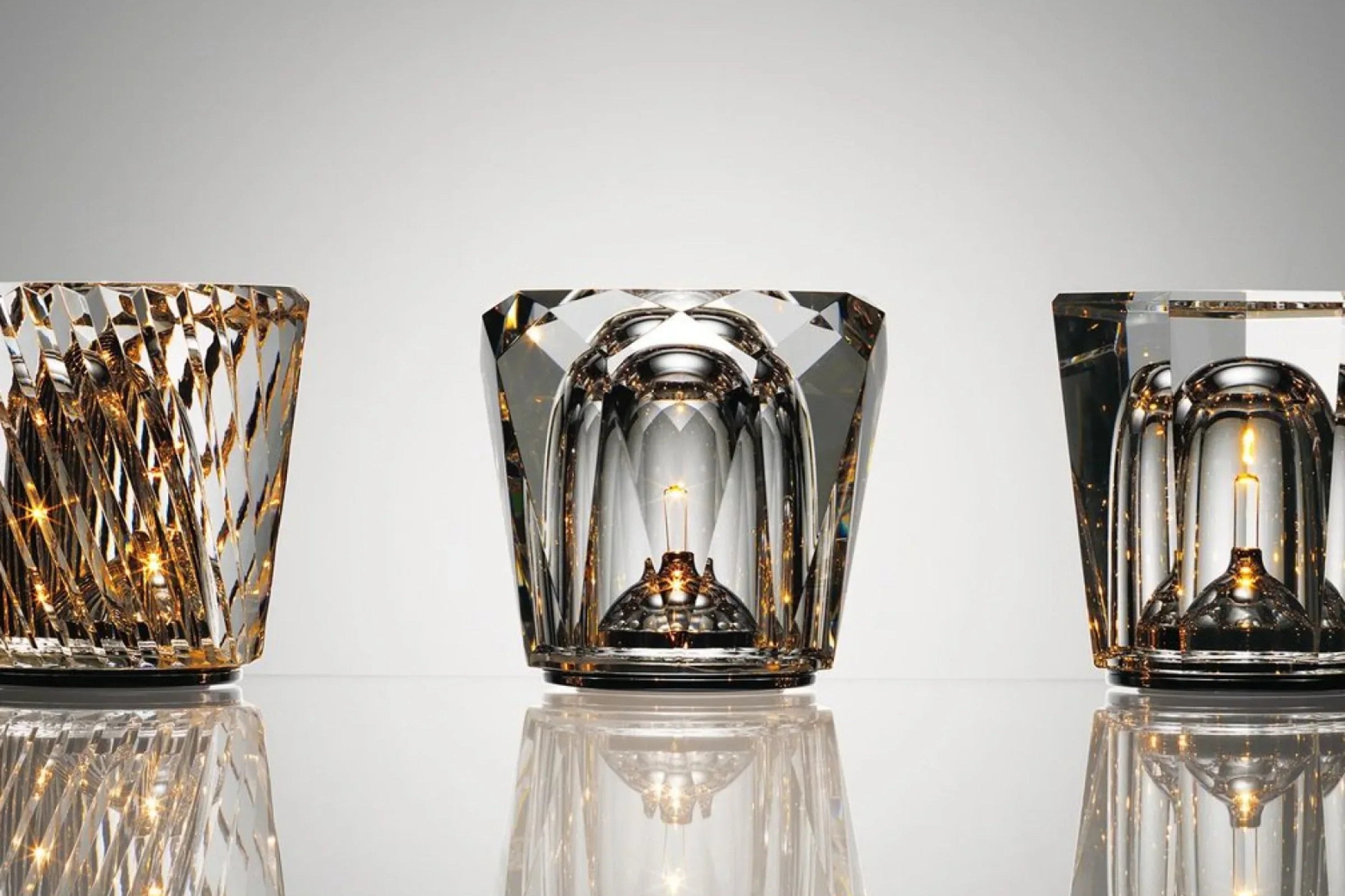 Liorael - Rechargeable LED Crystal Table Lamp Cordless Diamond Design