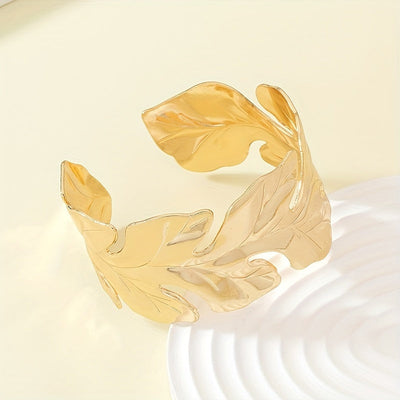 Roos | Luxueuze Open Bangle Armband met Bladmotief