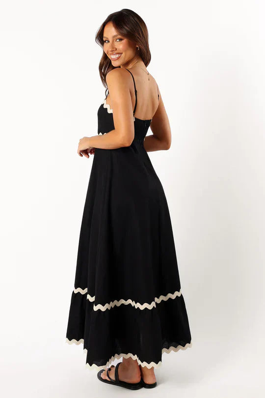 Ruth | Elegante Maxi-jurk met Speelse Biesdetails voor Dames