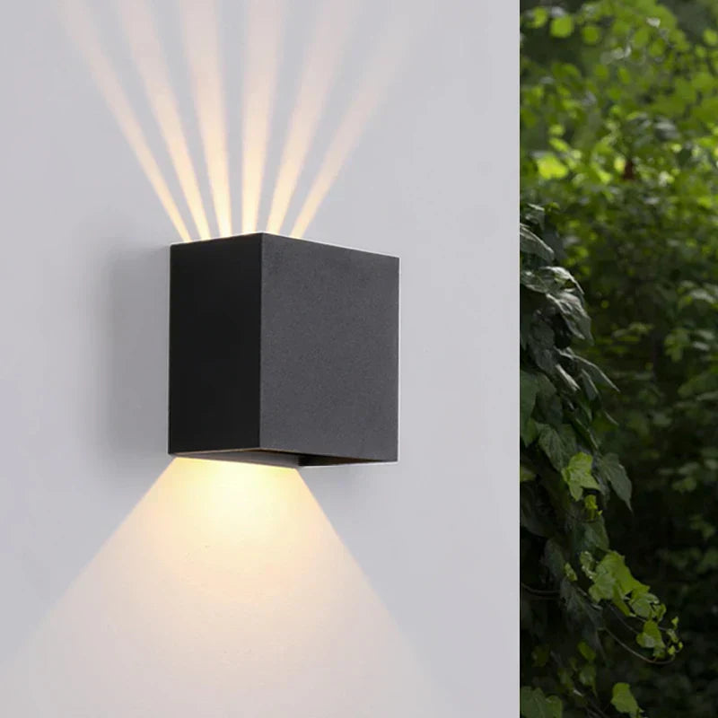 Ranord - Decorative Outdoor Wall Lamp