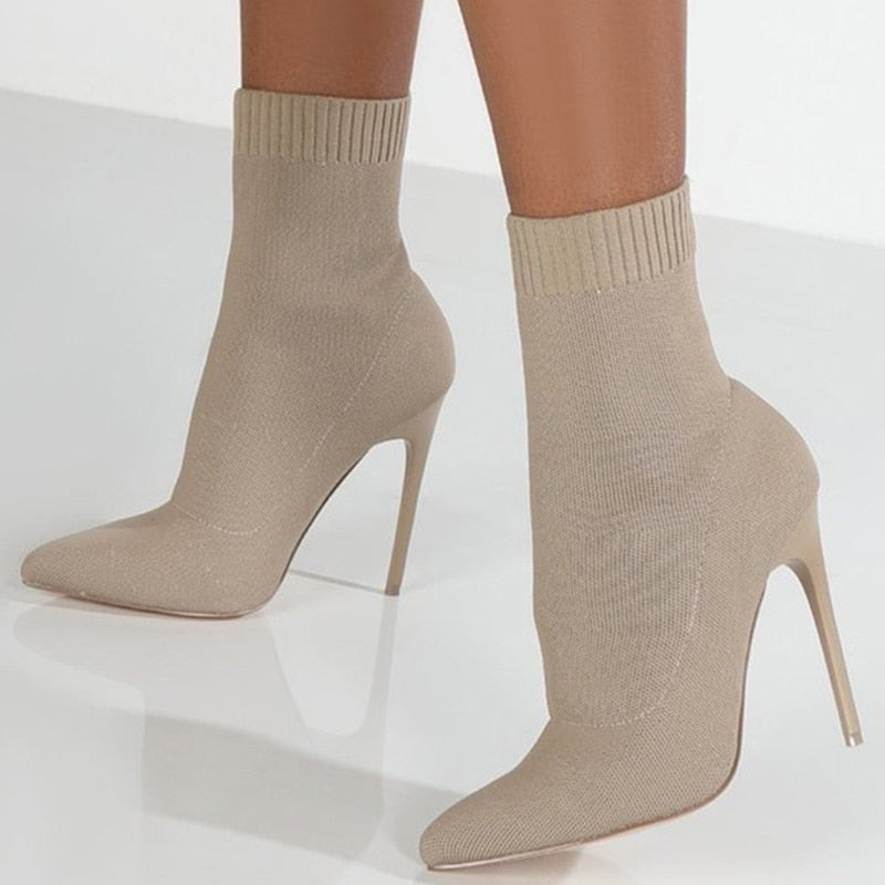 Kelly - Beautiful ankle boots with high heels