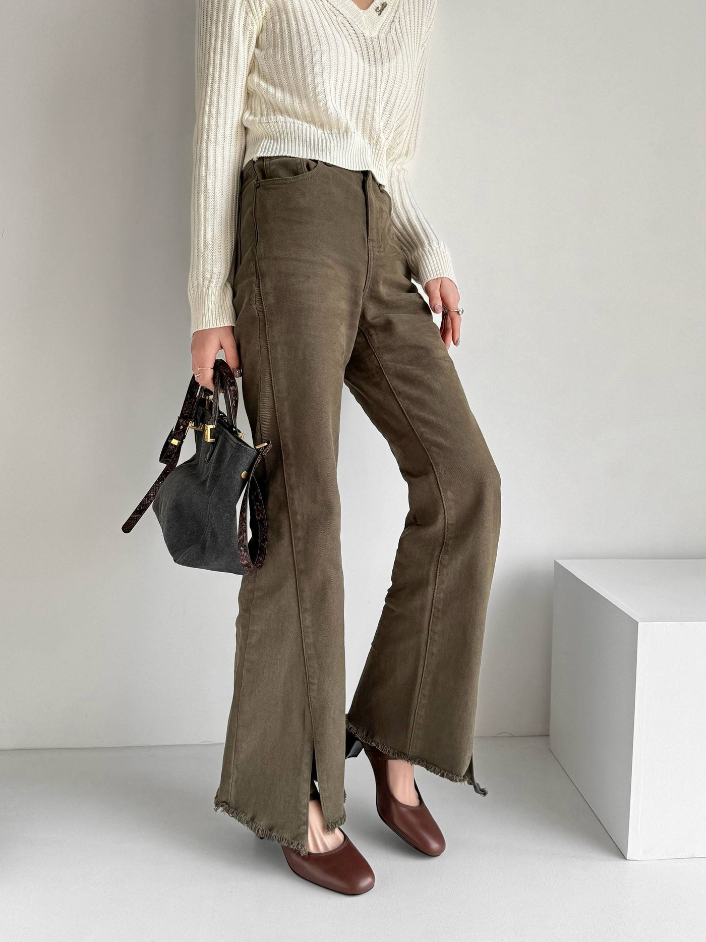 Fanny - Round toe in vegan leather