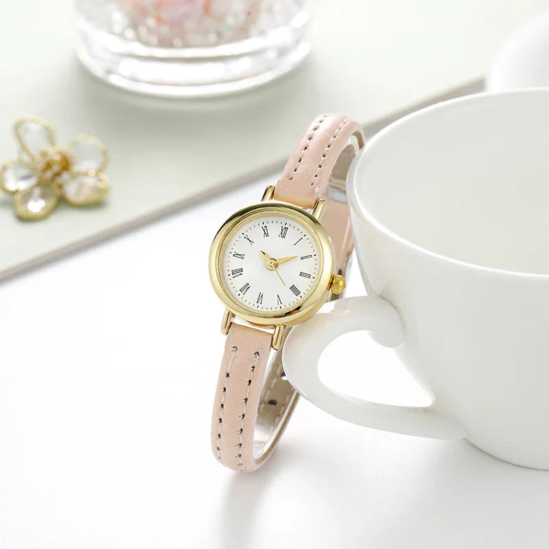 Billie - Chique Ronde Horloge voor Vrouwen