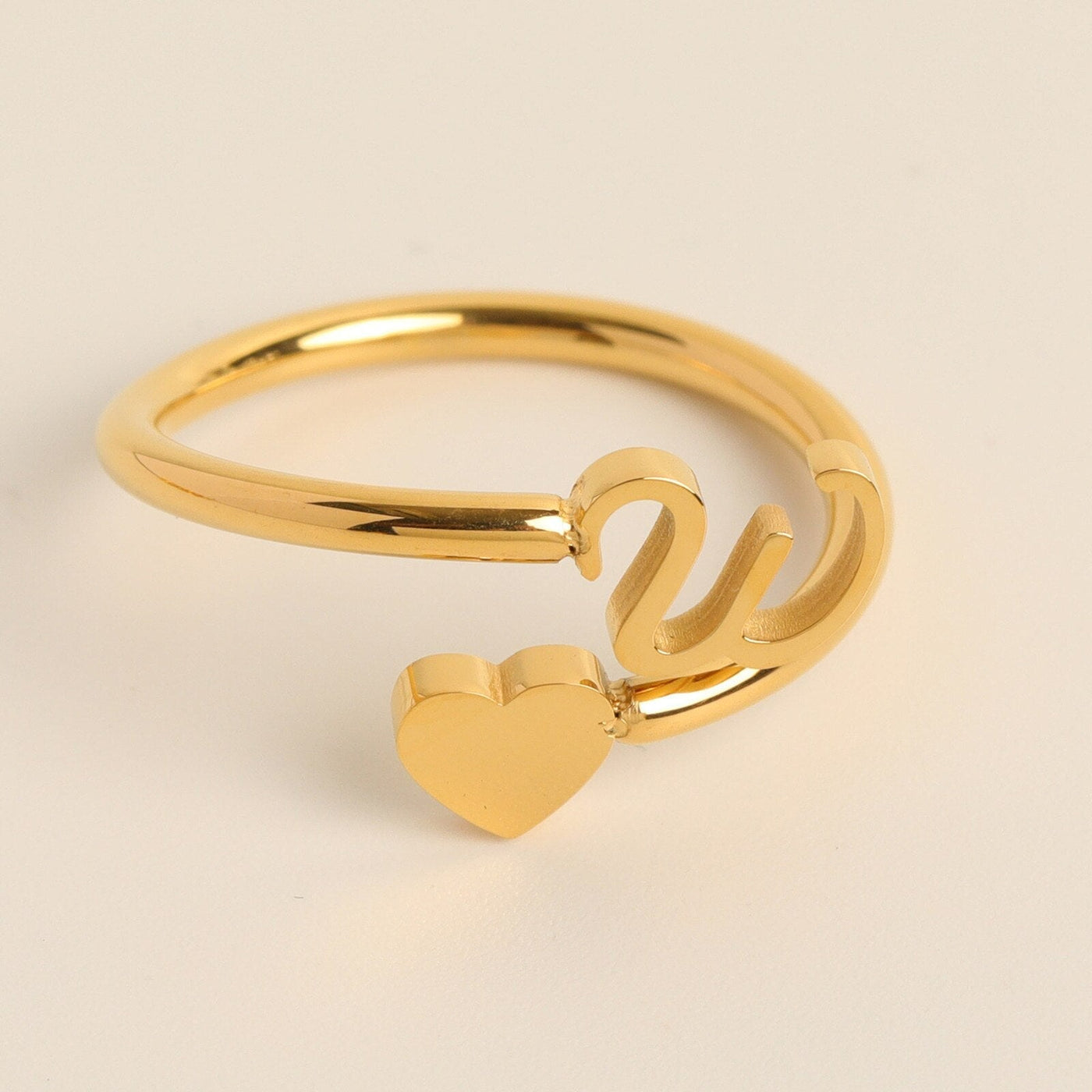 Love Initial Ring – Personal charm with meaningful engraving