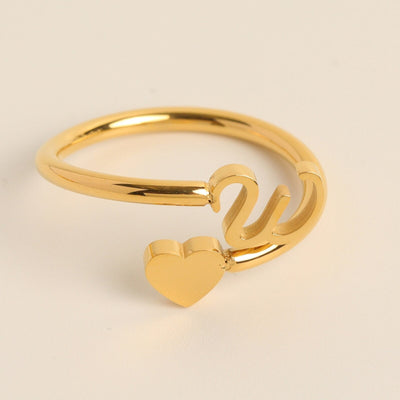 Love Initial Ring – Personal charm with meaningful engraving