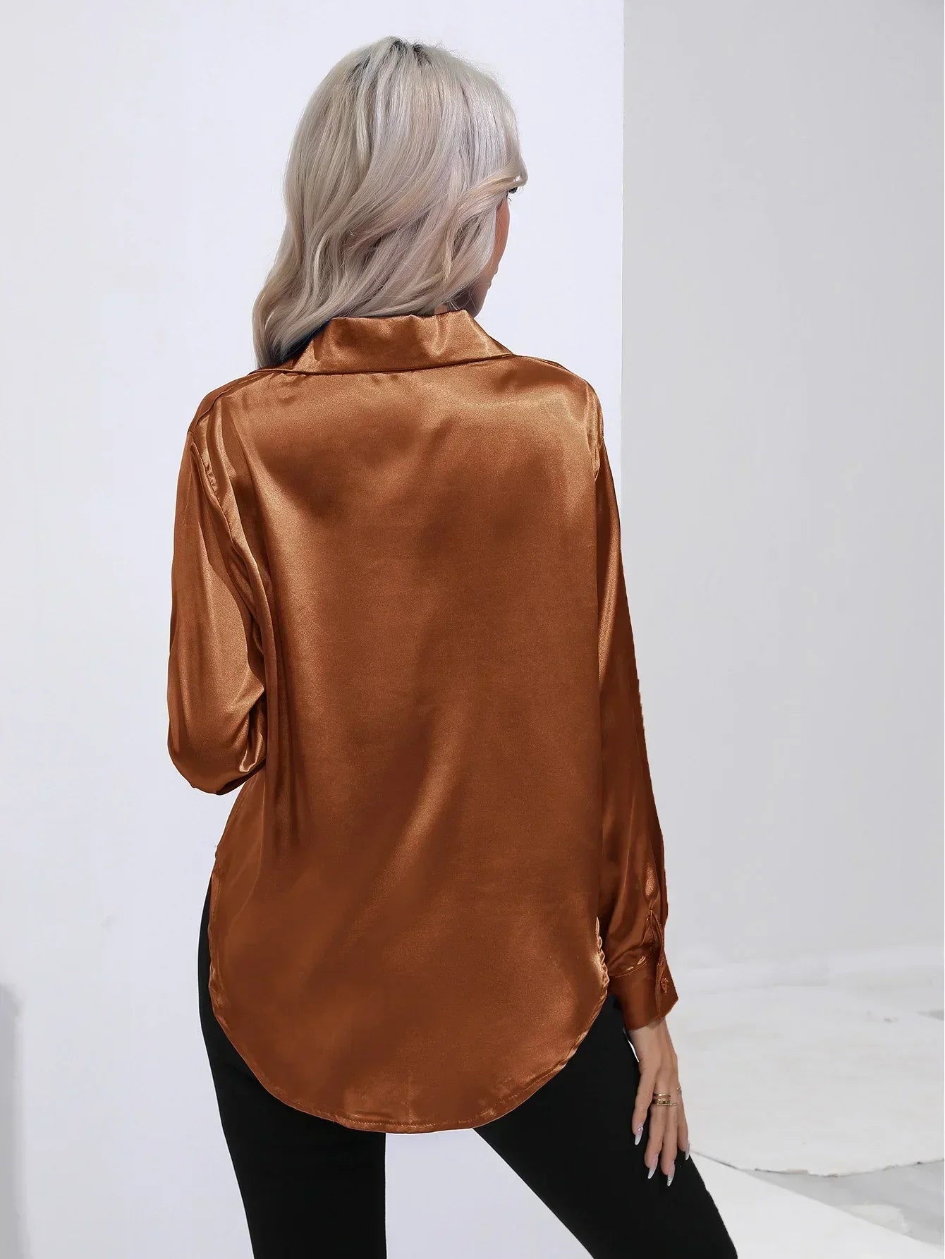 Isotta - Satin Blouse
