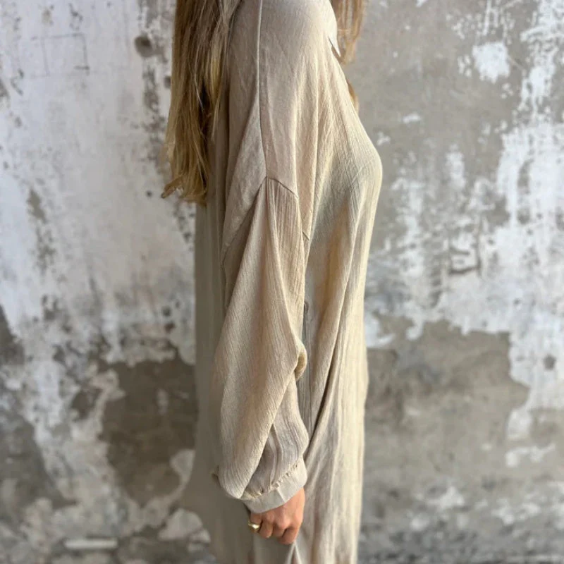 Airy Linen Set – Oversized Blouse and Shorts