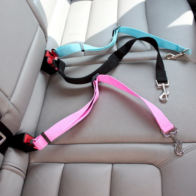 Dog Car Belt Your four-legged friend will also be safe in the car from now on!