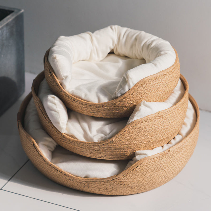 Handmade Comfortable Bed for Cats - LuxeSnooze