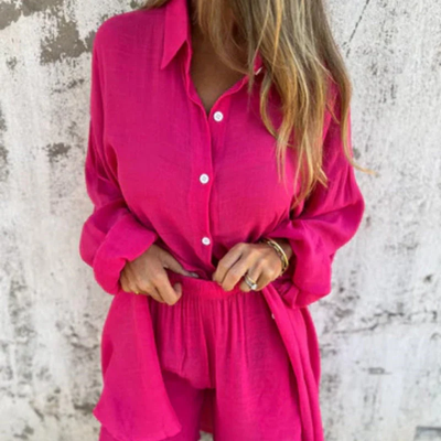 Airy Linen Set – Oversized Blouse and Shorts